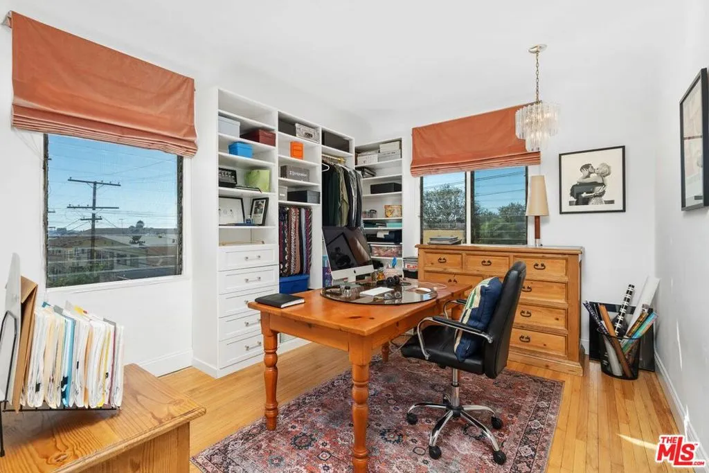 1345 N Hayworth Avenue 206, West Hollywood, California 90046 home-pic-17